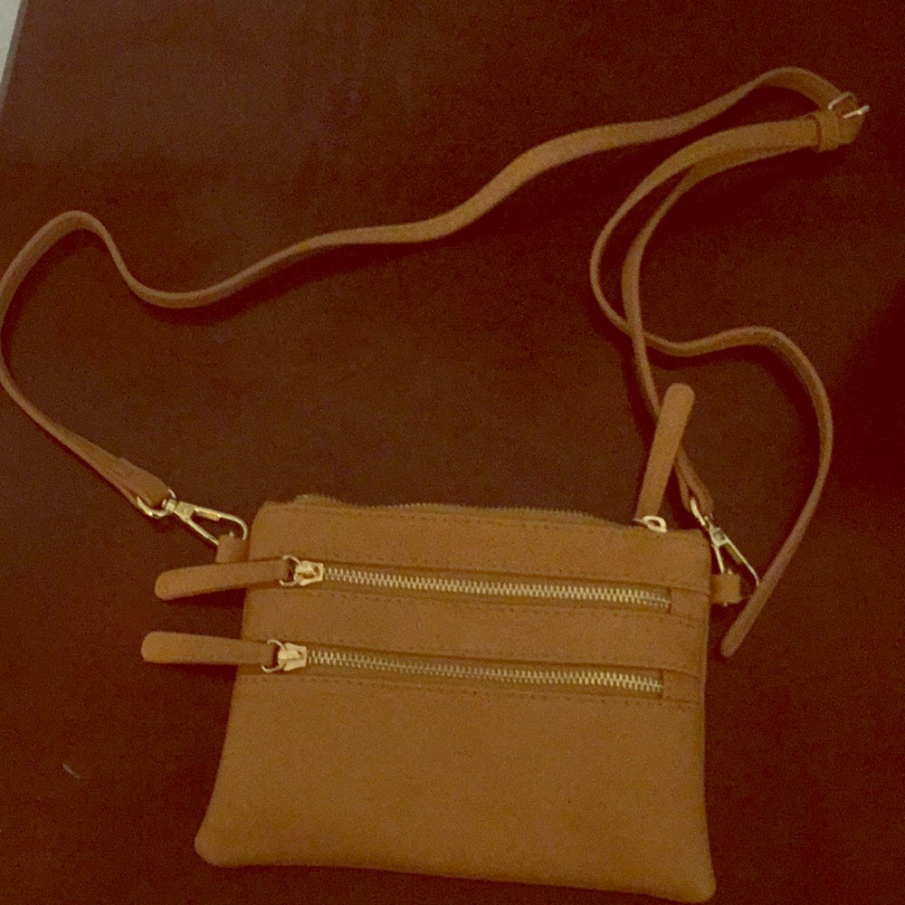 Tan purse optional wristlet